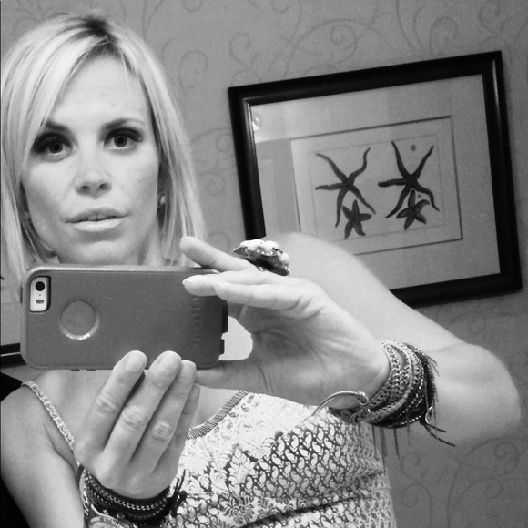 Meet your Posher, Lou - Picture 3 of 5